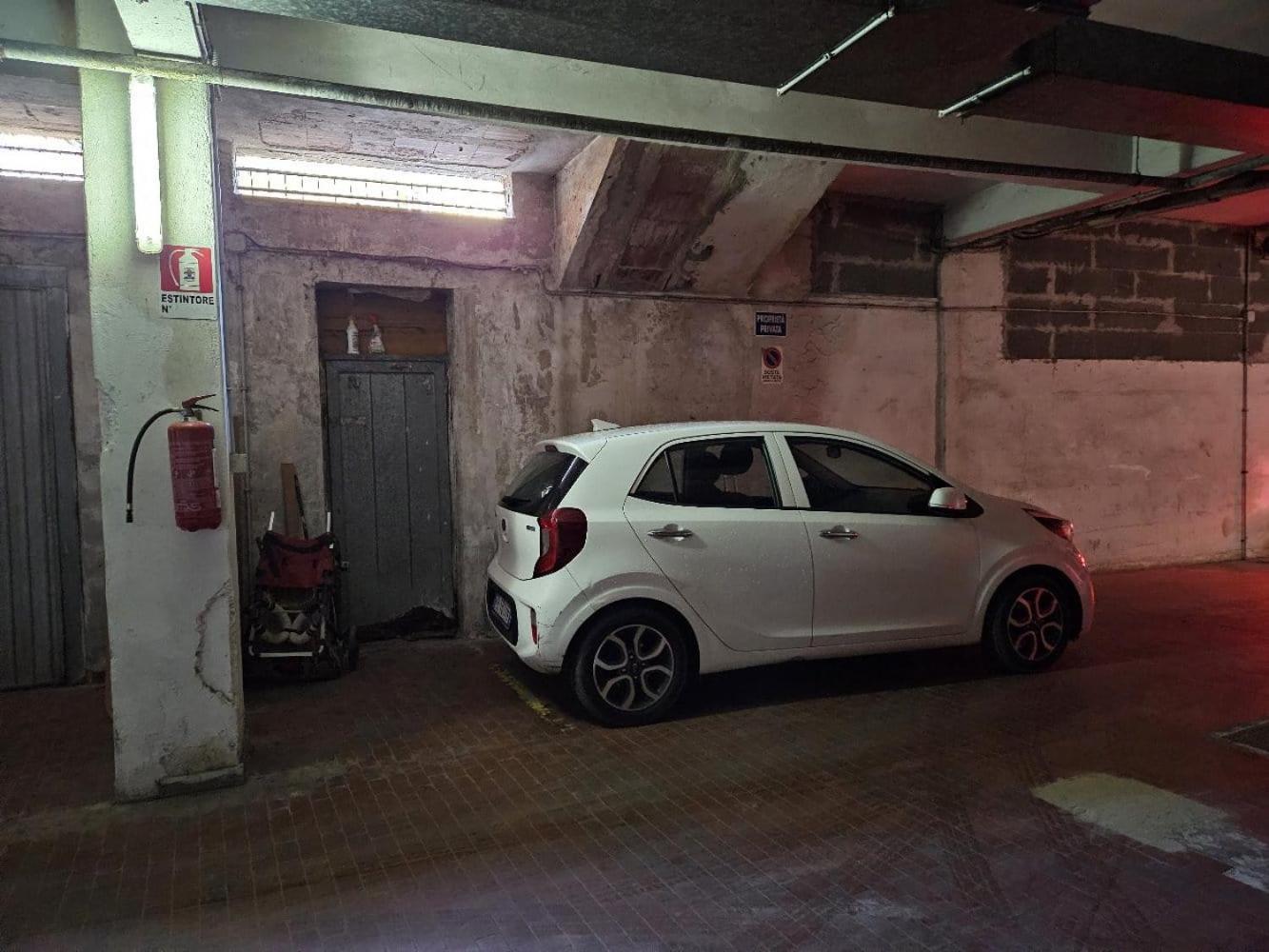 Fermata San Pietro - Appartamento Con Parcheggio Рим Екстер'єр фото